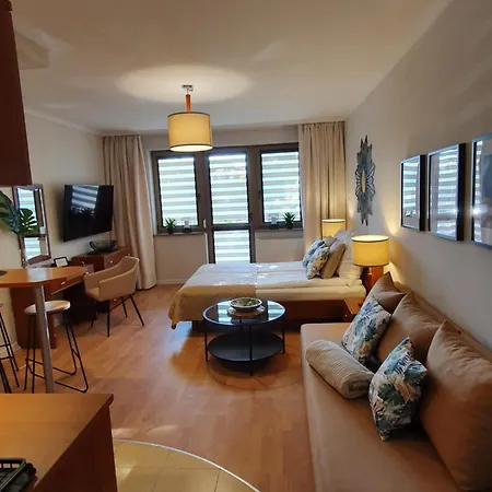 Apartment Albakora *